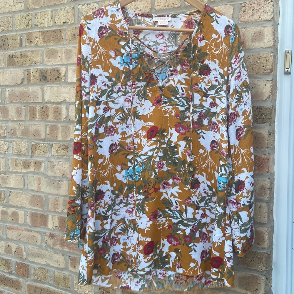 Cute tunic from The Hanger